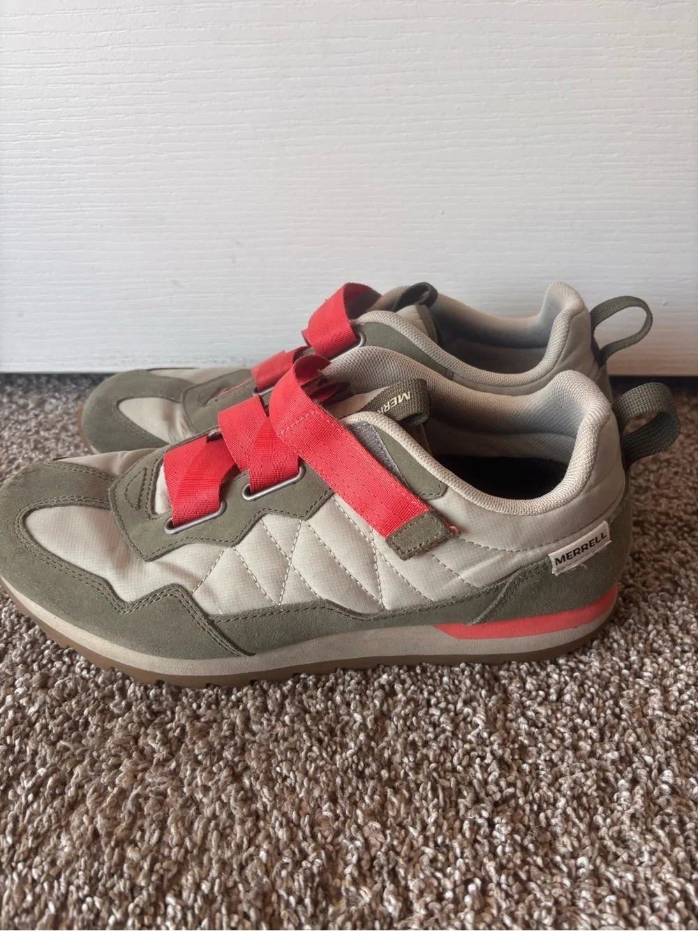 Merrell Alpine cross Womens sneaker size 9 pre-owned